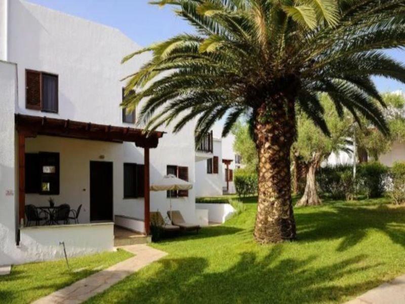 Aparthotel Trikorfo 4*
